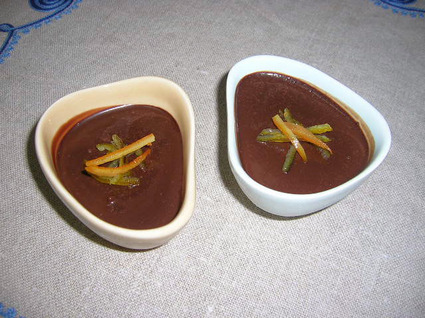 Recette de petites crèmes chocolat intense aux épices
