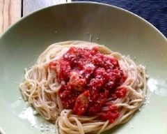 Recette spaghetti au poulet et à la sauce tomate