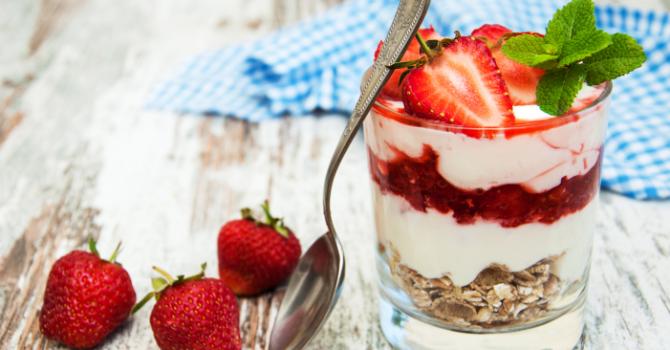 Recette de yaourt gourmand à la fraise au son de blé