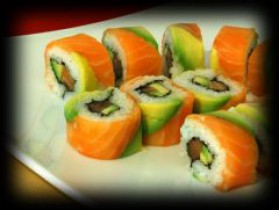 Sushi rolls avocat-crevette, crème de saumon fumé pour 4 ...