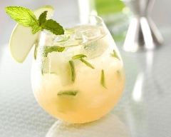 Recette cocktail sans alcool au thé et jus de pomme