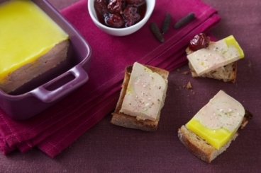 Recette de terrine de foie gras au micro-ondes au poivre long ...