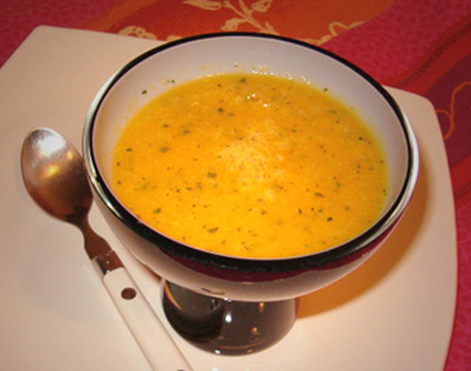 Recette de soupe de mangues et menthe fraîche