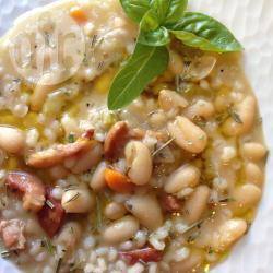 Recette soupe italienne à l'orge et aux haricots cannellinis – toutes ...