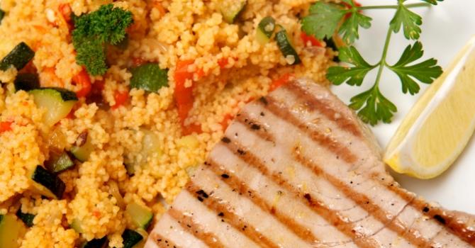 Recette de quinoa aux légumes et thon grillé