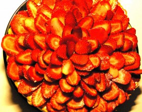 Tarte passionnée aux fraises pour 6 personnes