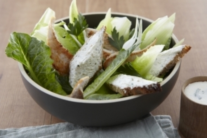 Recette de salade de poulet façon caesar facile et rapide