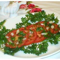 Recette salade de tomates au citron vert et à l'huile pimentée ...