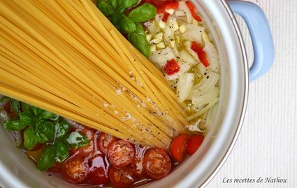 Recette one pot pasta de linguines aux tomates cerise et basilic