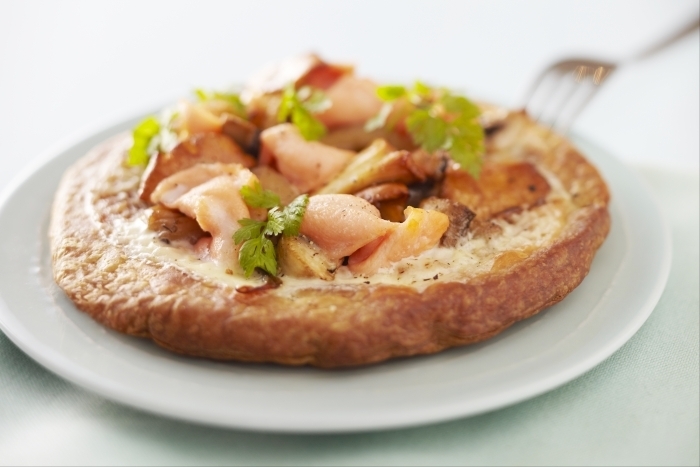 Recette de tarte fine champignons et saumon frais facile et rapide