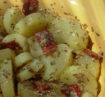 Recette de salade de pommes de terre aux tomates séchées