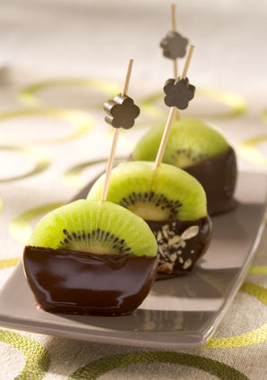 Recette de sucettes de kiwi de l'adour au chocolat