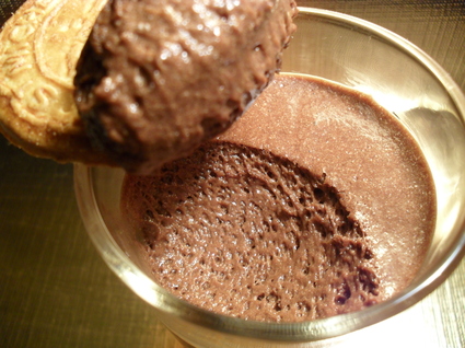 Recette de mousses au chocolat noir et praliné