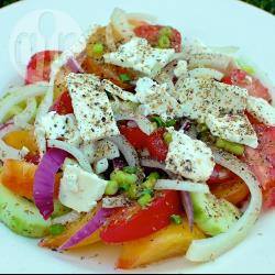 Recette salade de tomate et concombre à la feta – toutes les ...