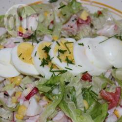 Recette salade au surimi et aux oeufs durs – toutes les recettes ...