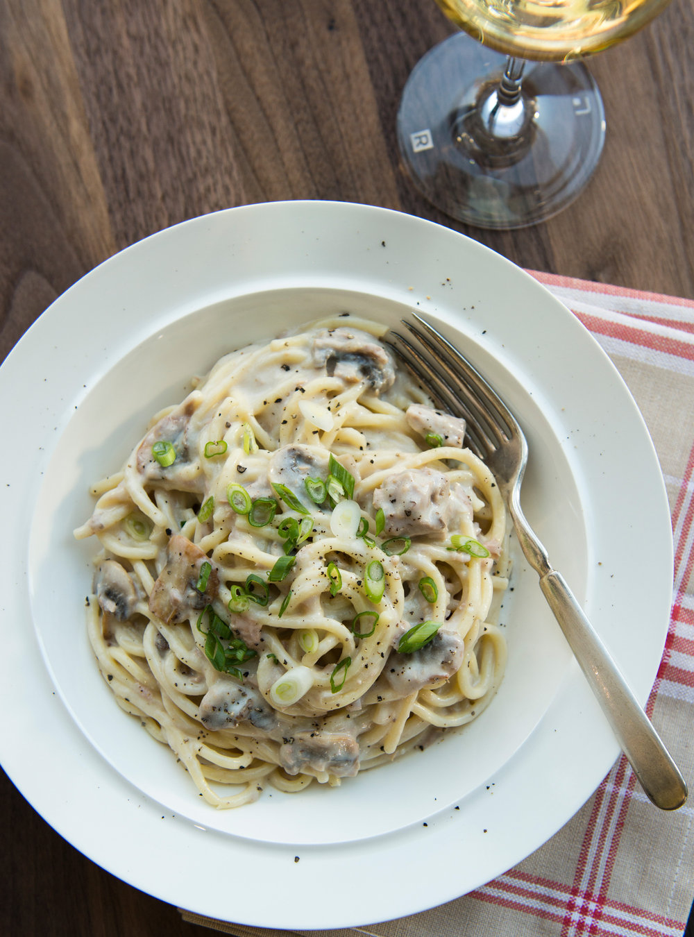 Spaghettis au thon et aux champignons | ricardo