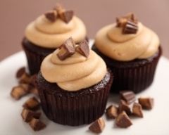 Cupcakes au chocolat noir et au beurre de cacahuètes | cuisine az