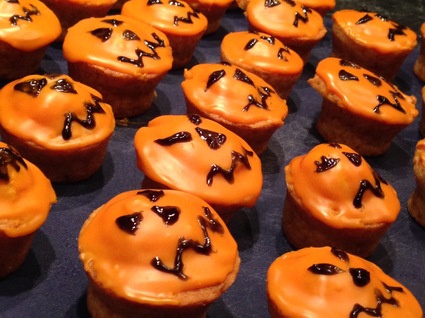 Recette de muffins vanille chocolat blanc orange pour halloween ...
