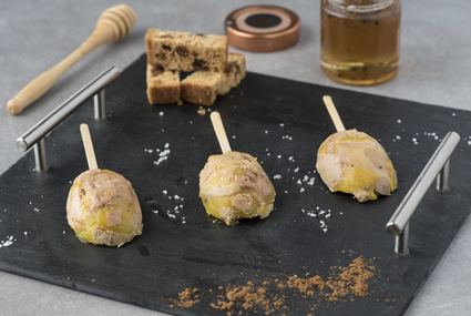 Recette de sucettes de foie gras au miel et truffes