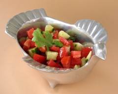 Recette salsa de tomates et concombres