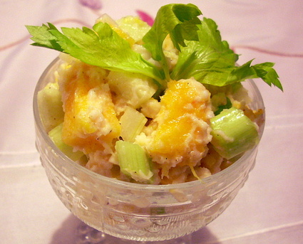 Recette de salade de crabe au céleri et à la mangue fraîche