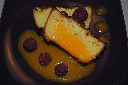Recette de cake citron-orange et son coulis d'abricot