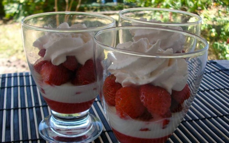 Recette coupe de fraises glacée pas chère et rapide > cuisine ...